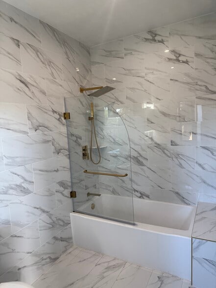 Building Photo - 2315 Loma Vista Pl