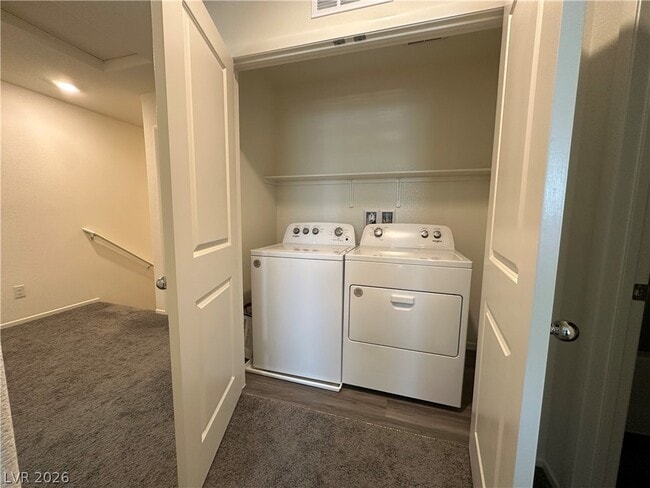 Building Photo - 4926 Fern Mesa Ave