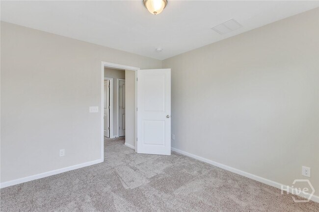 Building Photo - 580 Waybridge Way