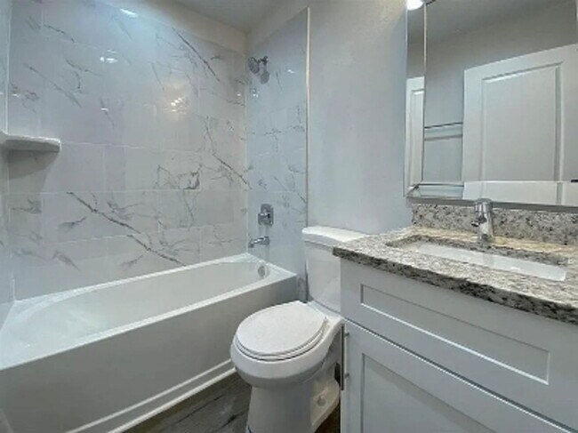 Building Photo - 10018 Cocoa Beach St