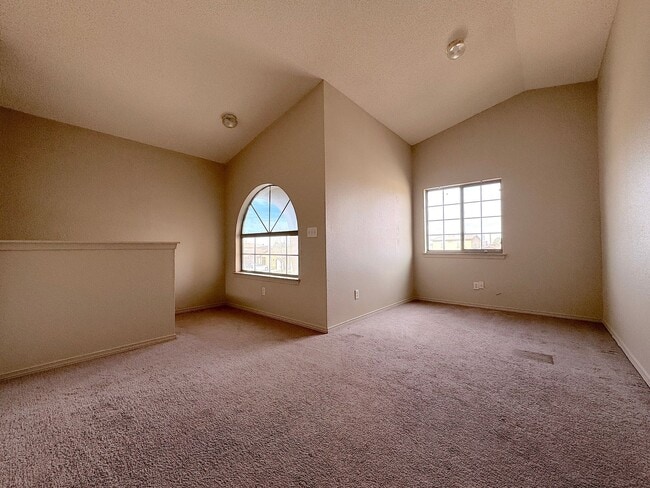Building Photo - 14064 Tierra Halcon Dr