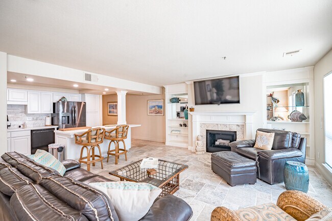 Building Photo - 714 Seacoast Dr