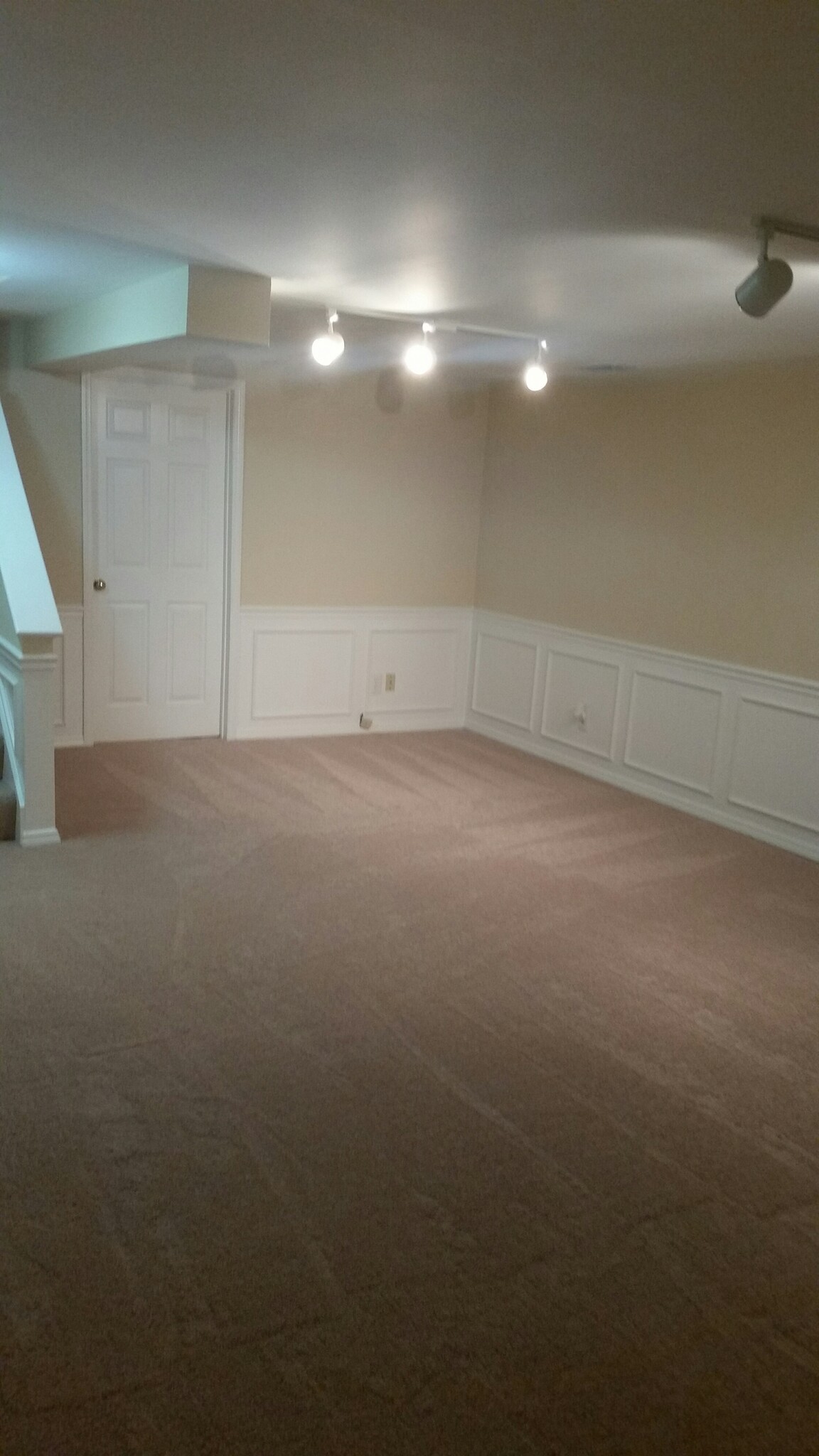 Building Photo - 1225 Crooked Creek Dr