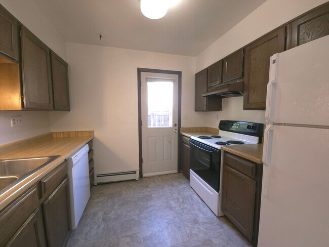 Building Photo - 2645-2647 Pine St