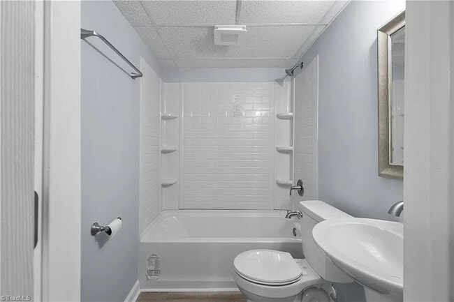 Building Photo - Build Equity While Leasing - Lease-to-Own