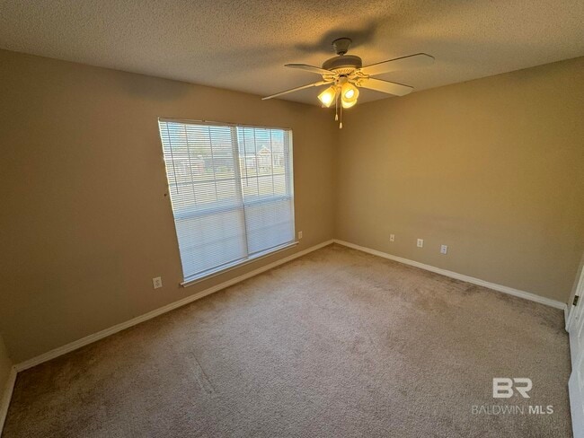 Building Photo - 8356 Carousel Ct