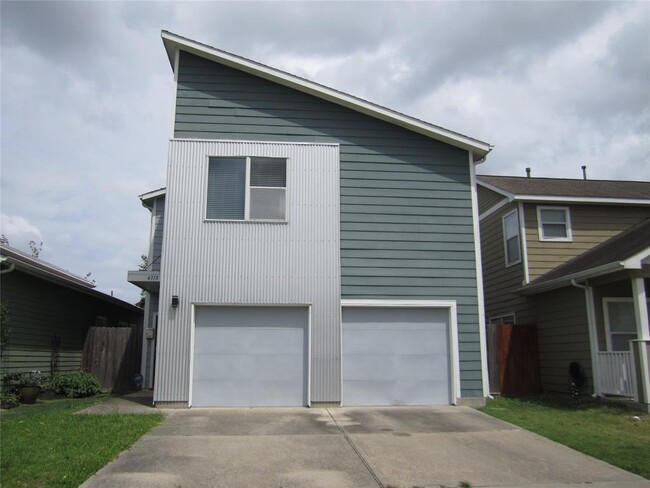 Primary Photo - 4318 Cetti St