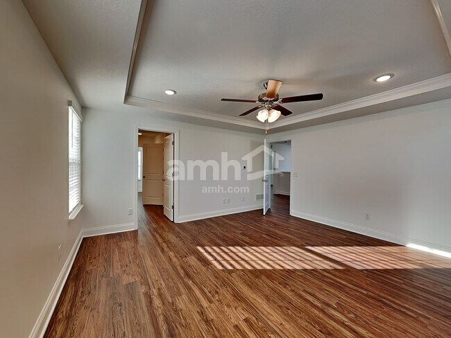 Building Photo - 8331 Merlin Dr