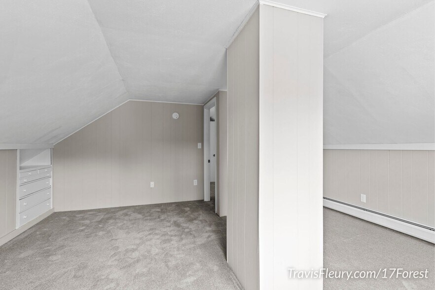 Bedroom 4 - 17 Forest St
