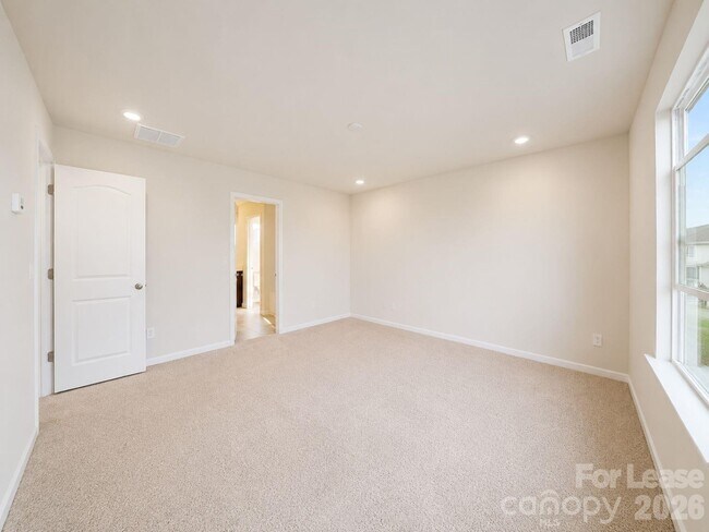 Building Photo - 5030 Markfield Ln