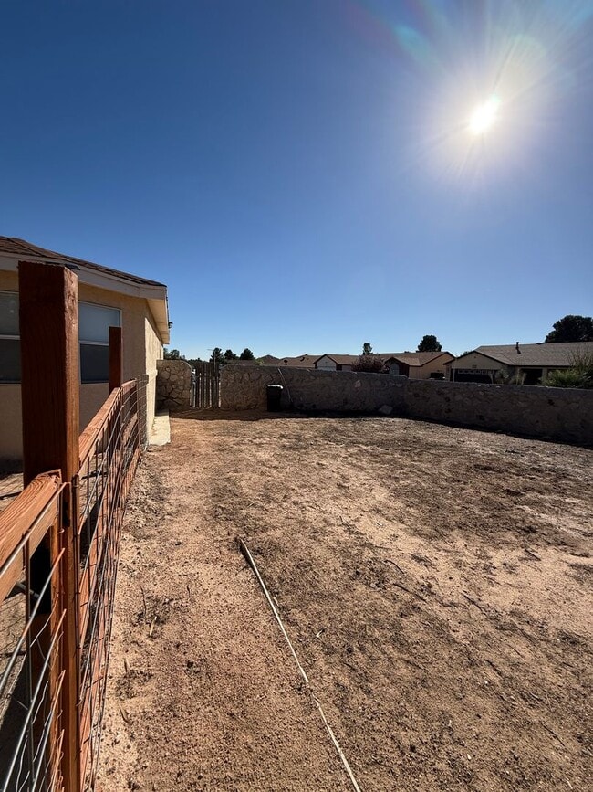 Building Photo - 4 Bedroom Home in Sonoma Ranch