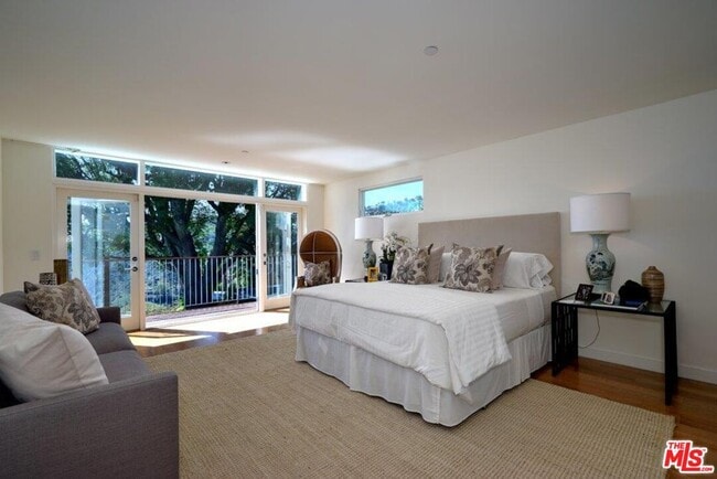 Building Photo - 2439 Carman Crest Dr