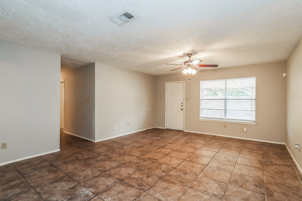 Building Photo - 14214 Bateau Dr