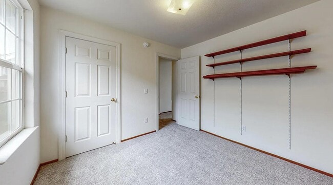 Building Photo - 2093 Tina Ct
