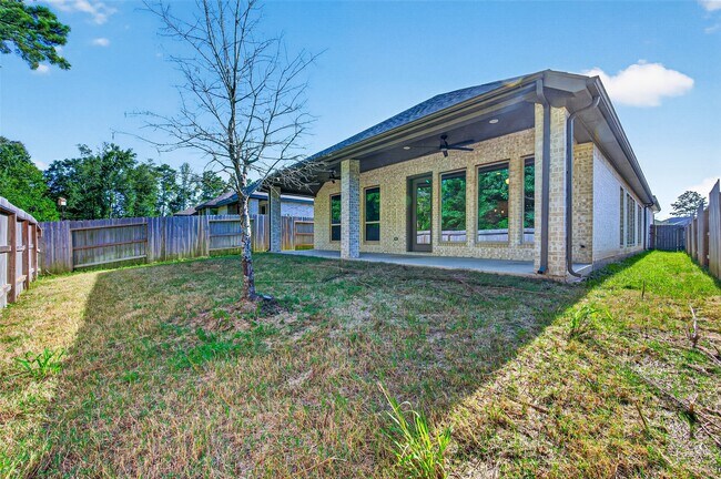 Building Photo - 17371 Merigold Hts Dr