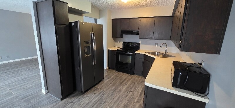 Building Photo - 9201 29th Ave N