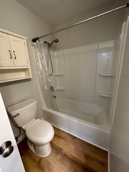 Building Photo - 1350 Balfour dr