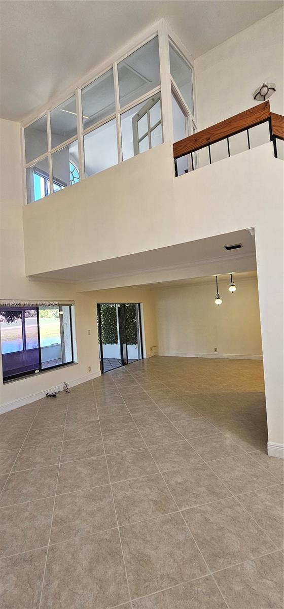 Building Photo - 1221 SW 87th Terrace