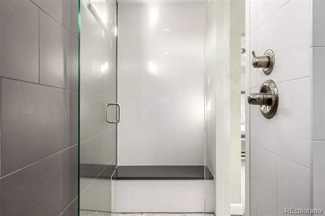 Building Photo - 9021 Swan River St