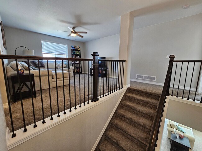 Building Photo - Beautiful 5-bedroom, 5-bathroom home in the desirable Banning Lewis Ranch community!