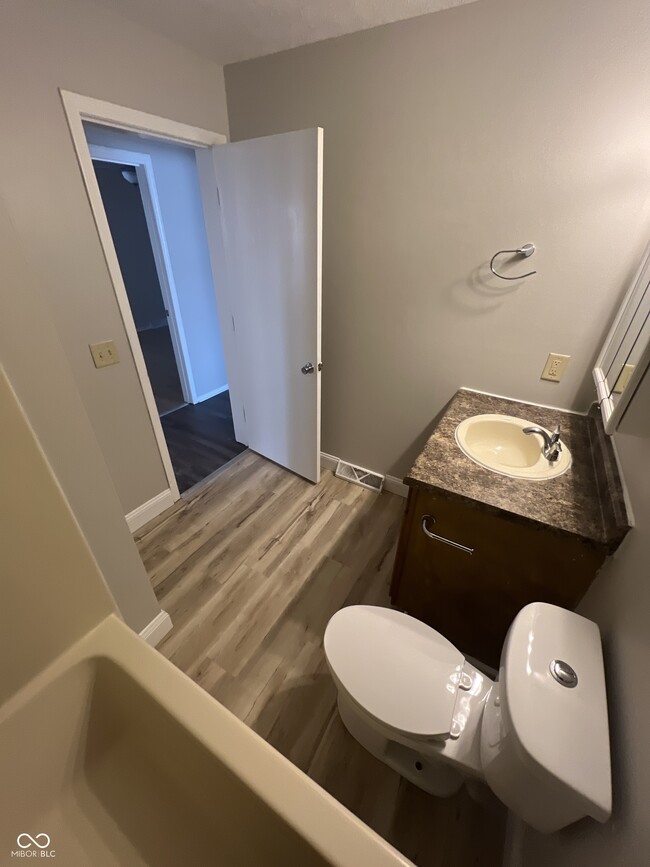 Building Photo - 1807 Riley Rd