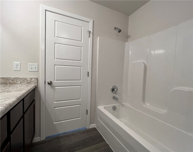 Building Photo - 3231 Red Tail Wy