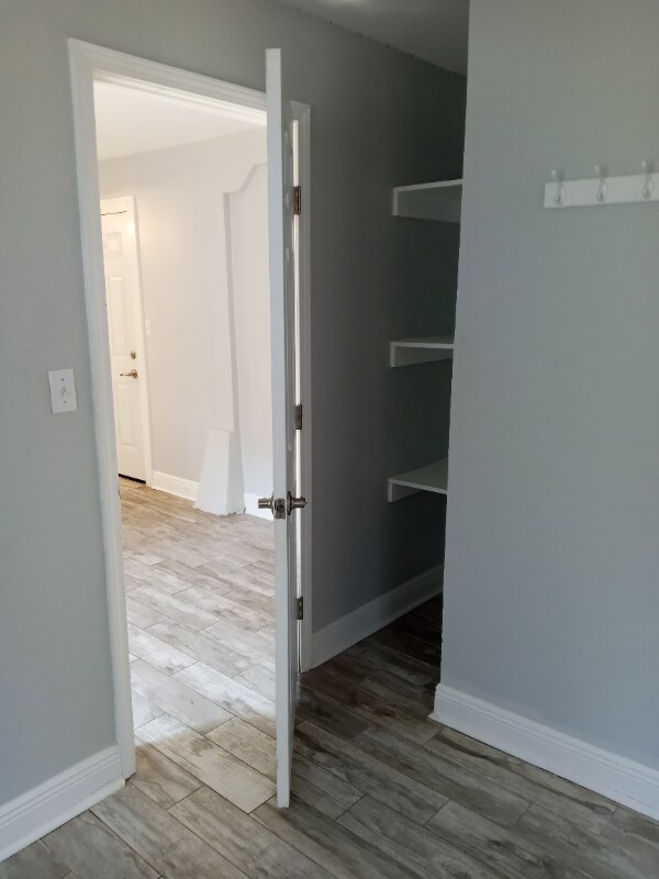 Building Photo - 3343 Esplanade Ave