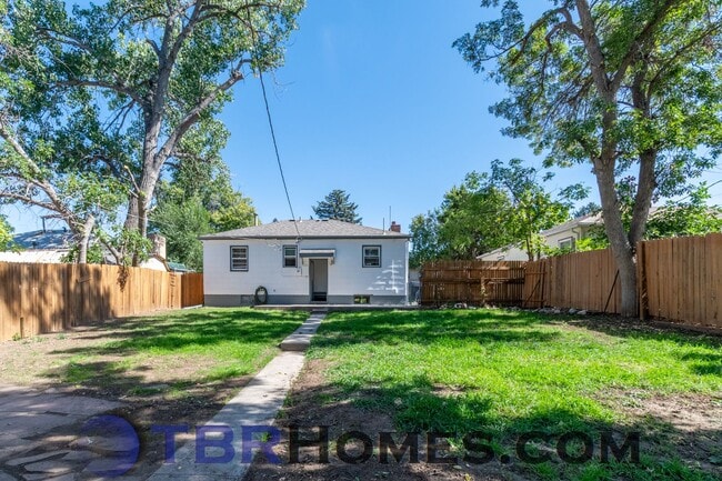Building Photo - 4285 S Delaware St