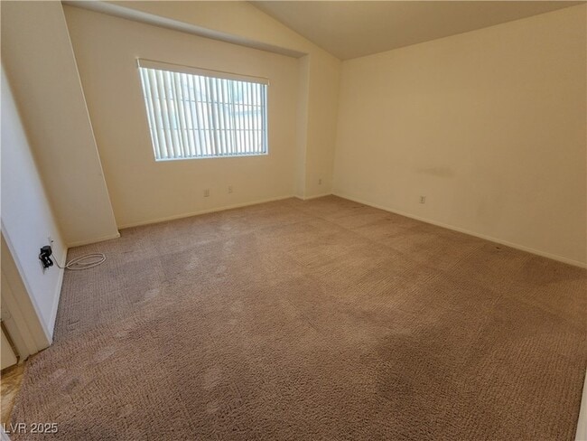 Building Photo - 6434 N Buttercup Creek St