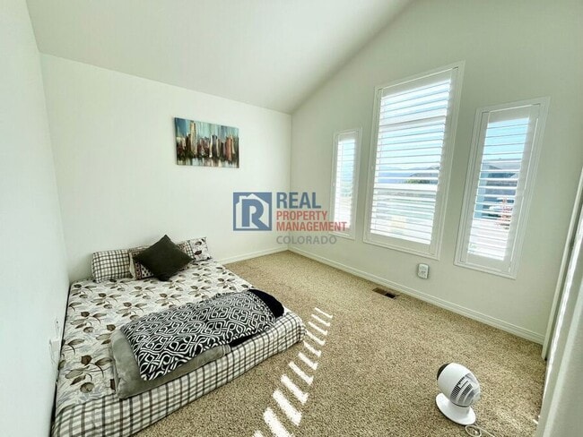 Building Photo - 10831 Fossil Dust Dr