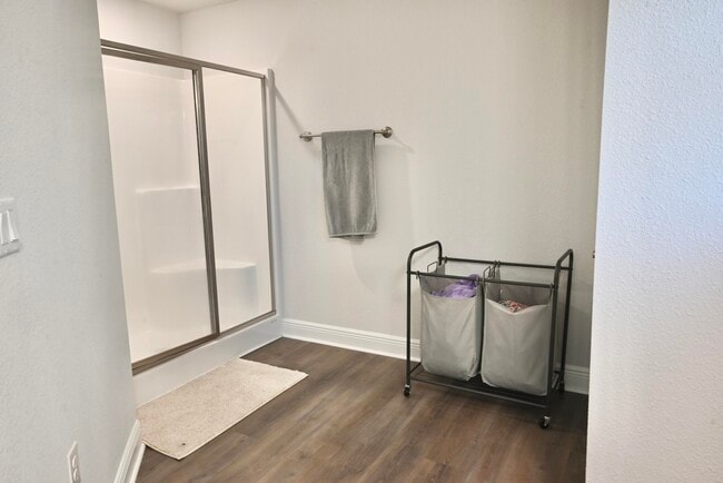 Building Photo - 326 Keswick Ln