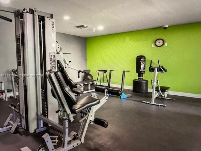 Building Photo - 215 SW 42nd Ave