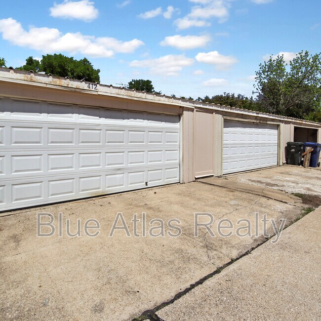 Building Photo - 412 Arborview Dr