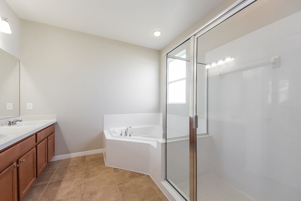 Building Photo - 2606 Corsini Ln