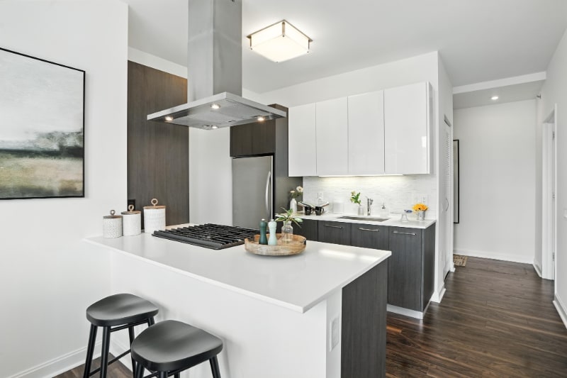 Building Photo - 141 W Wacker Dr