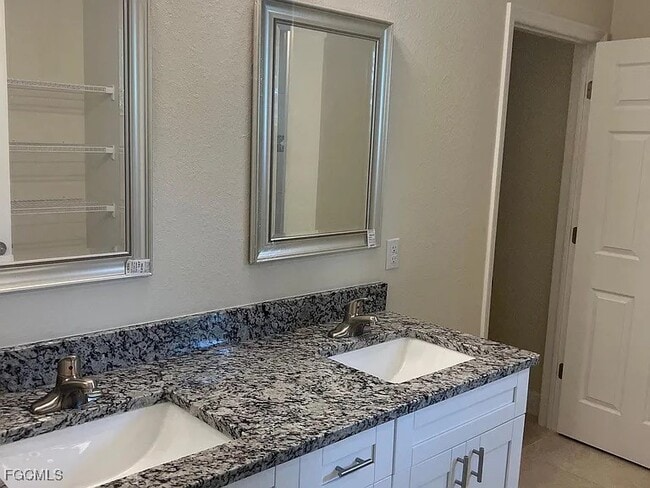 Building Photo - 2508 20th St W