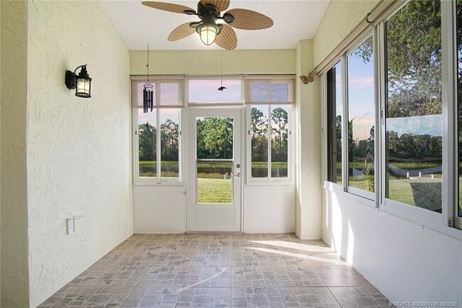 Building Photo - 1687 SW Harbour Isles Cir