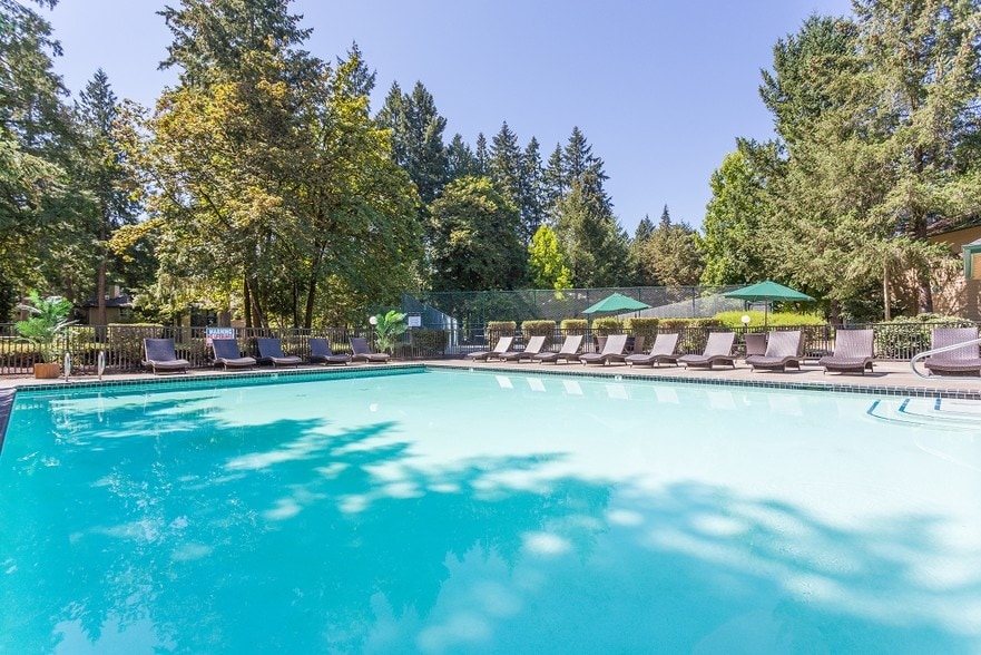 Primary Photo - Commons at Creekside Apartments