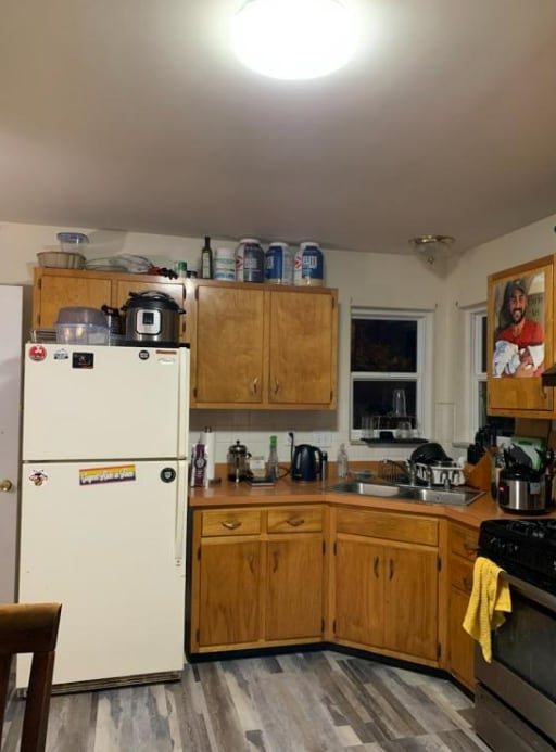 Building Photo - 8802 36th Ave