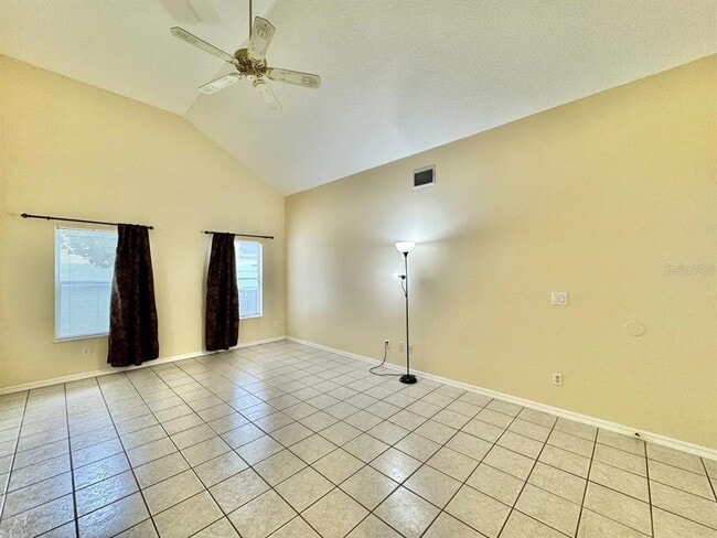 Building Photo - 5333 Casa Nueva Dr