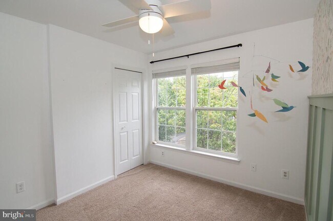 Building Photo - 110 Ingle Pl