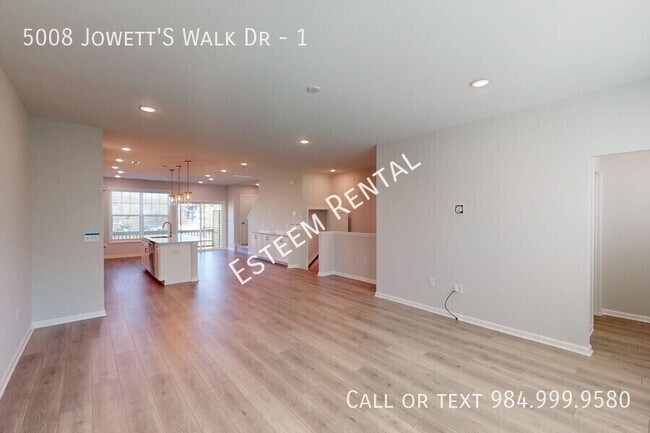 Building Photo - 5008 Jowett's Walk Dr