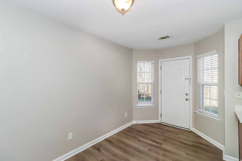 Building Photo - 5814 Twin Brook Dr