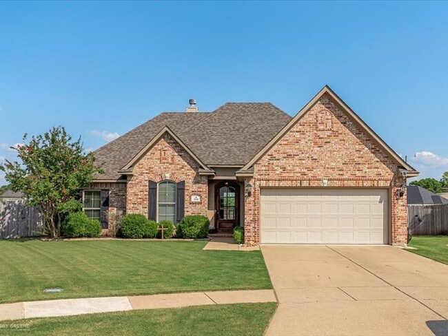 Primary Photo - 218 Roanoke Cir