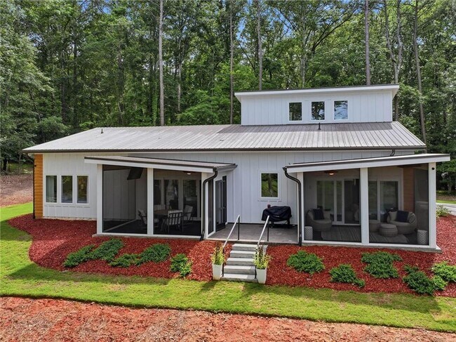 Building Photo - 161 Hoot Owl Ln