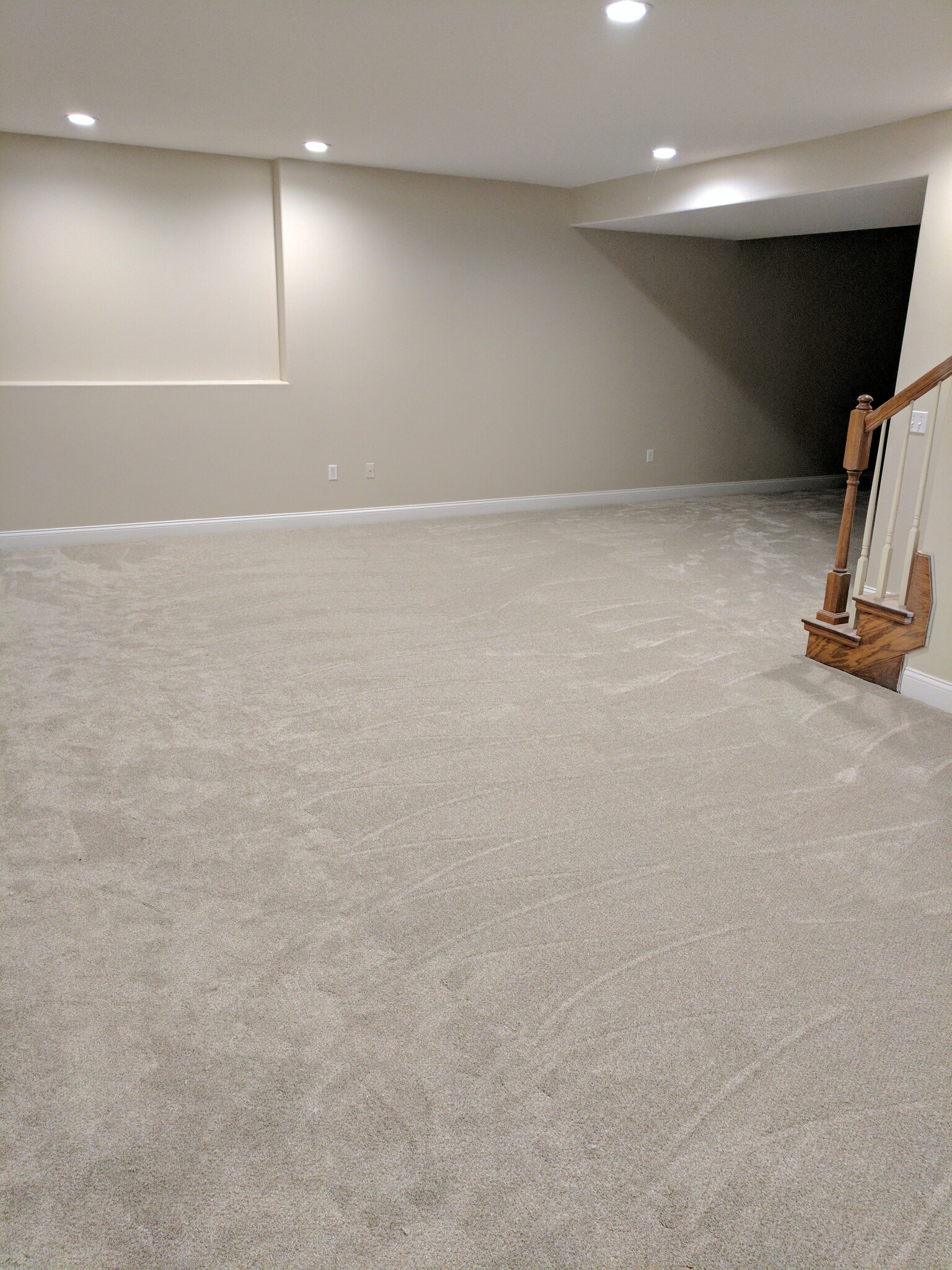 Building Photo - 306 Southwest Carriage Drive