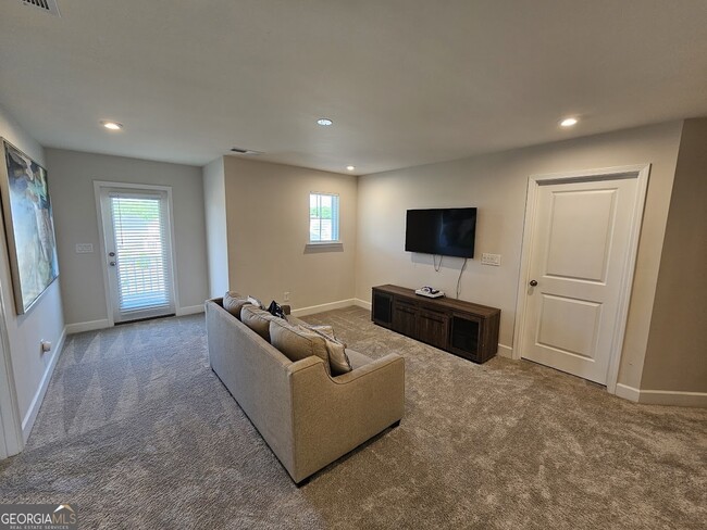 Building Photo - 438 Southbridge Pass