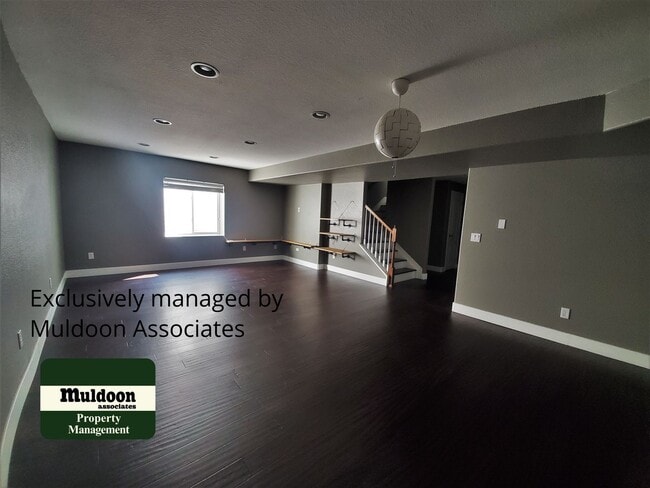 Building Photo - Beautiful, Spacious, and Ready For Move In...