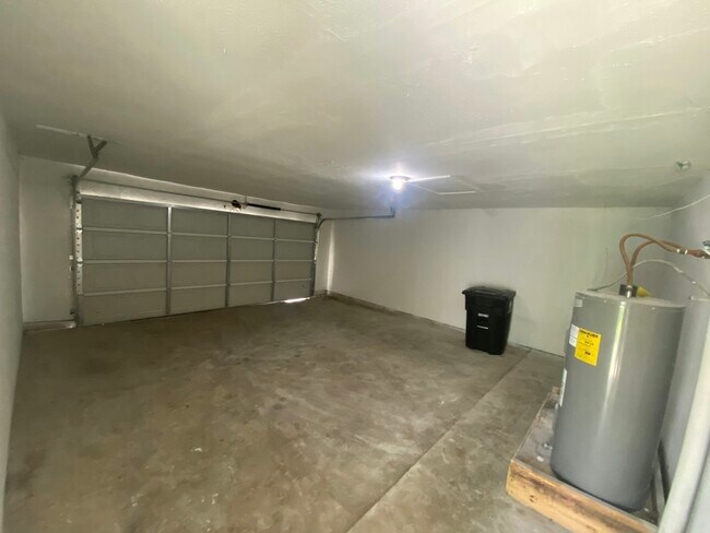 Building Photo - 11622 Sela Ln