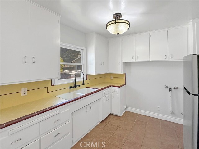 Building Photo - 440 S Lincoln Pl